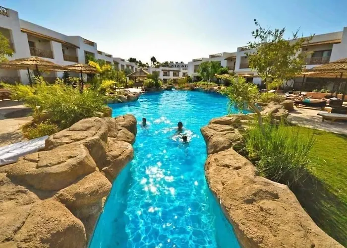 Bellissimo Vista Mare Sulla Piscina